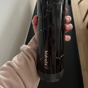 Hidrate Bottle. Black Marble. Perfect condition.
